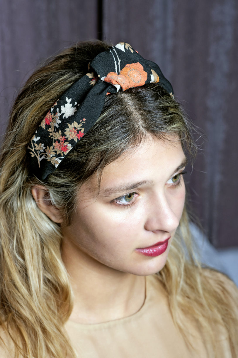 Turbante seta nero arancio - immagine 3