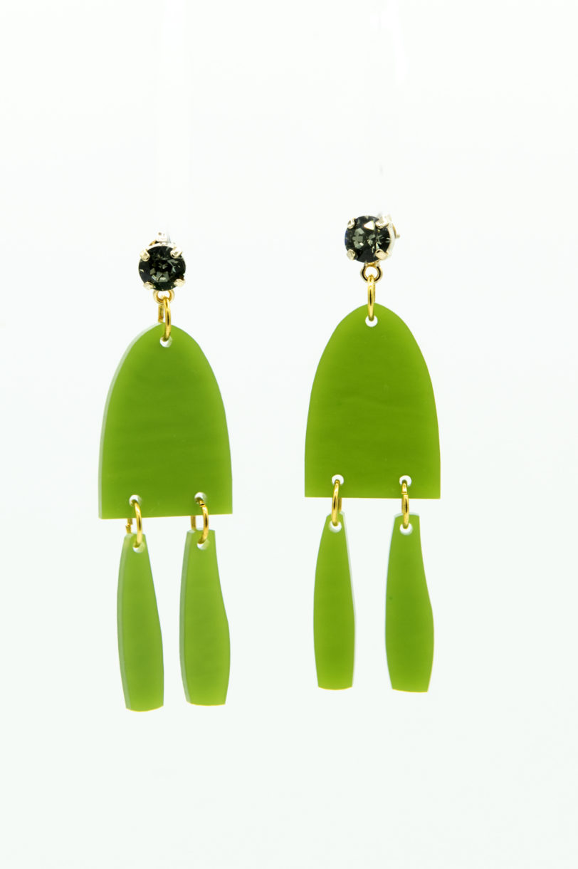 Orecchino linea verde