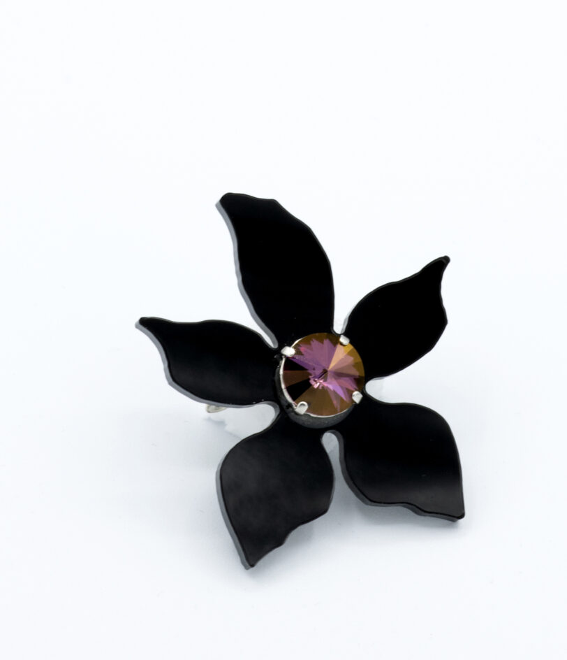 Spilla  Fiore nero piccolo